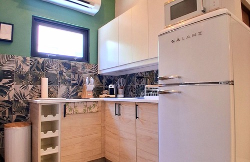 Hipodromo Condo | Enjoy peace of mind in this beautiful 3-bedroom, 1-bath apt in the heart of San Juan. Casa Veda is equipped with a powerful generator and water cistern, guaranteeing you’ll never experience a blackout or be without water during your stay. Sleeps 6.