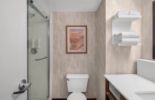 Southaven House | Enjoy Proximity to Memphis Airport & Local Attractions from Your Room