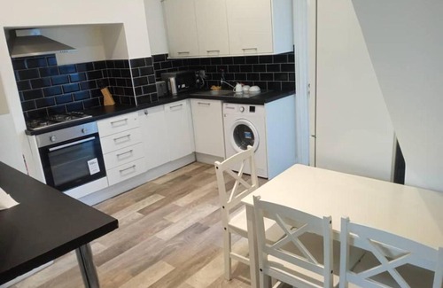 Burnley House | Ensuite double-bed (G1) close to Burnley city centre