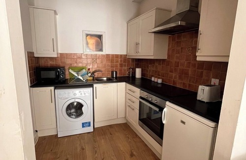 North Wall Apartment | Entire Apartment in Heart of Dublin