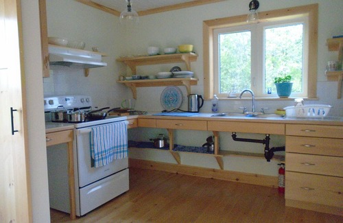 Tay Valley House | entire artisan home/64 rural, pastoral acres/1 hr west of Ottawa