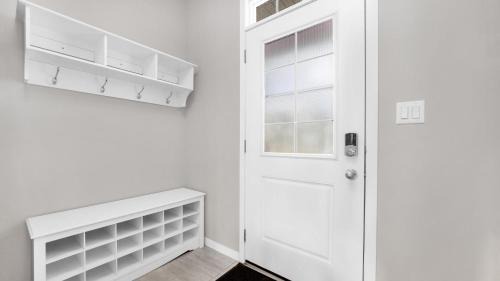 Southeast Edmonton House | *Entire Home Spacious 3 bed, 2.5 bath duplex*