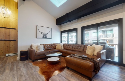 Vail Condo | Enzian - CoralTree Residence Collection