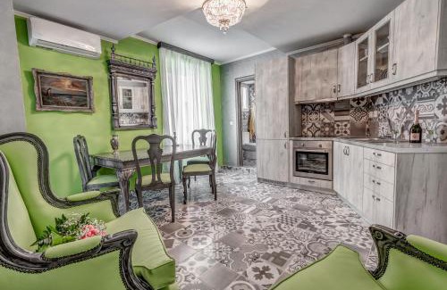 Old Town Apartment | Eos Aurora Suite