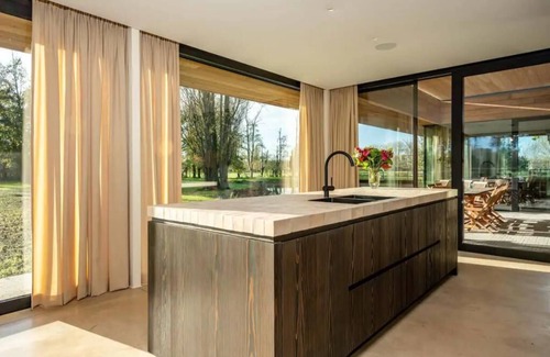 Beernem House | Equilodge 't Blommeke - Reconnect with naturen