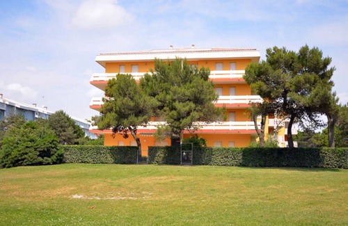 Bibione Lido dei Pini Apartment | Equipped flat in a quiet area