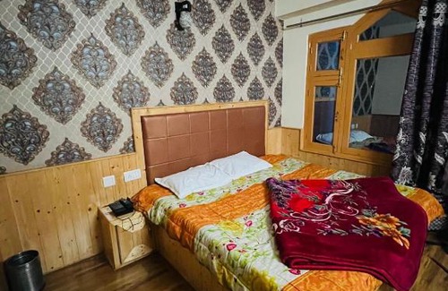 Kullu Bed & Breakfast | Eretz of Heights