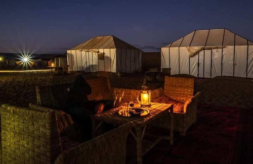 Taouz Bed & Breakfast | Erg Chebbi Dunes Desert Camp