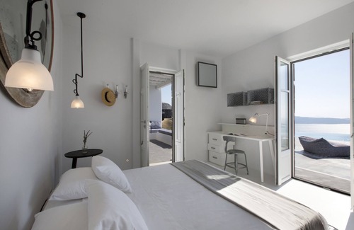 Santorini Hotel | EROSANTORINI