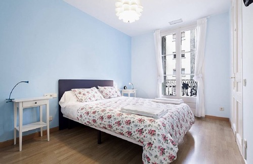 L'Antiga Esquerra de l'Eixample Apartment | 120 m² Apartment ∙ 4 bedrooms ∙ 6 guests
