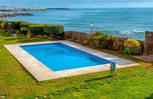 Sant Andreu de Llavaneres Apartment | 90 m² Apartment ∙ 3 bedrooms ∙ 6 guests