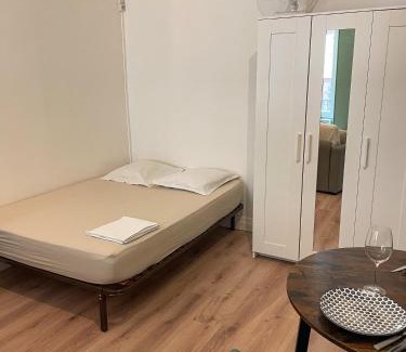 Aubenas Apartment | Escapade Ardéchoise - Parking Gratuit - Château à 2 pas