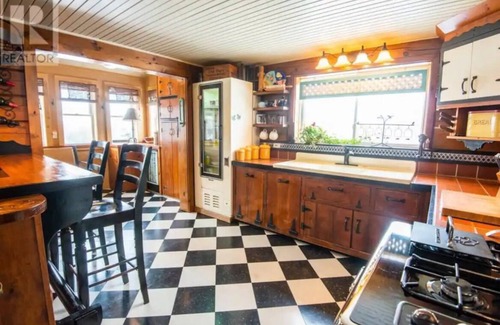Greater Madawaska Cabin | Escape to the Woods in the Ottawa Valley Pet Friendly