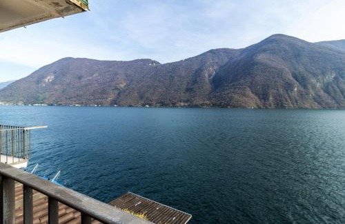 Gandria Apartment | Esclusivo e unico Balcone sul Lago di Lugano, Gandria