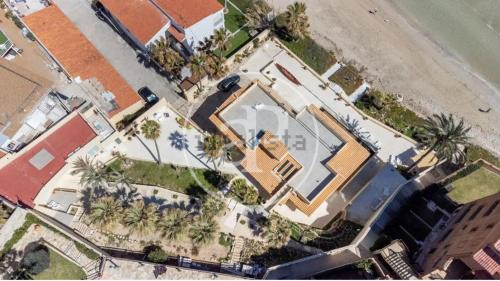 Cabo de las Huertas Apartment | Espectacular Apartamento a pie de playa en CHALET ROQUETES