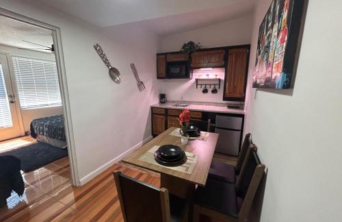 Juarez Municipality Apartment | Estudio práctico y confortable en segundo piso