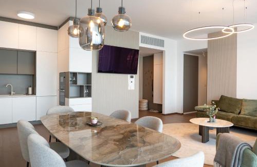 Nivy Apartment | Eurovea Tower- Castle view