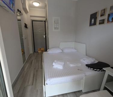 Nea Peramos Apartment | Eva Beach Studio