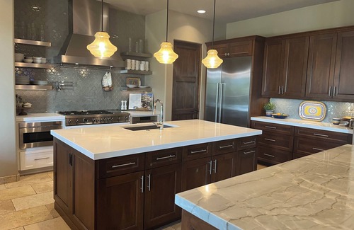 Desert View Village House | EVENT-FRIENDLY!nBlack Mountain View +Full Guest House +Huge Outdoor Event Space