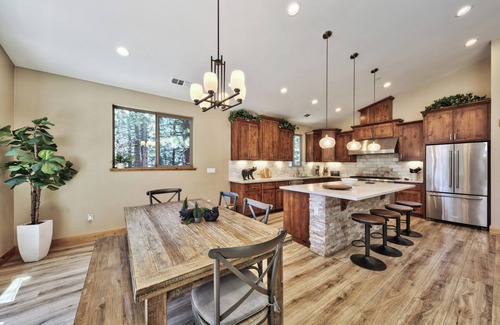 Rancho Bijou House | Evergreen Elegance: Boat Parking, Close to Lifts, Lake & Trails