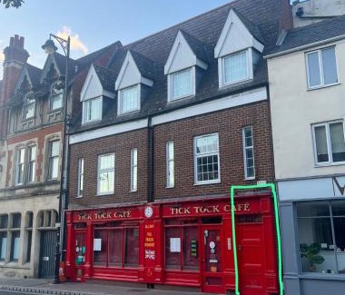 Oxford Apartment | Exclusive flat in Oxford Centre with AC
