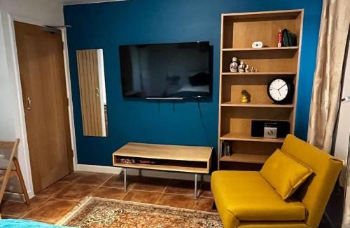 Oxford Apartment | Exclusive flat in Oxford Centre with AC