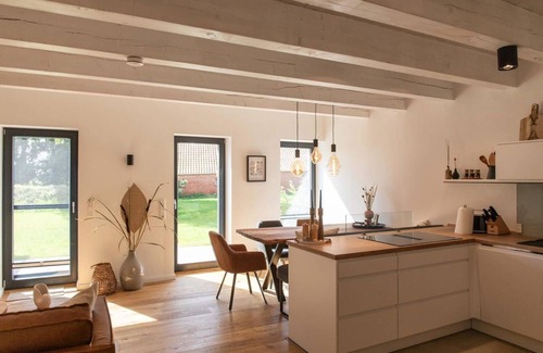 Rysum Apartment | Exclusive new vacation apartment on the North Sea: relaxation and comfort in Rysum -