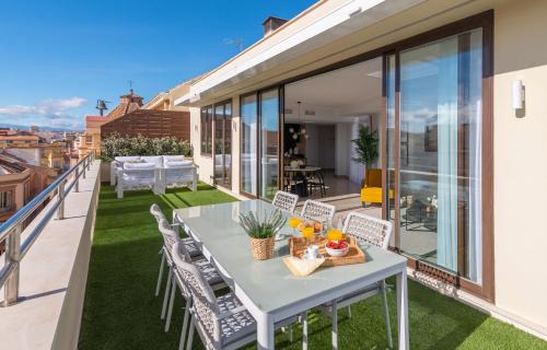 Centro Apartment | Exclusive Penthouse & terrace by ELE Apartments