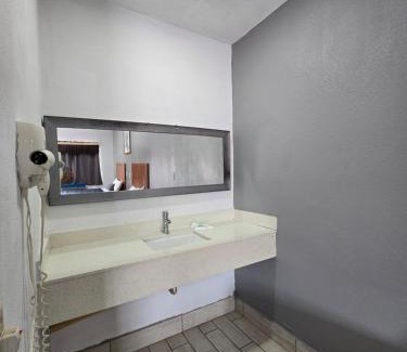 Laguna Heights Hotel | Executive Inn Laguna Vista