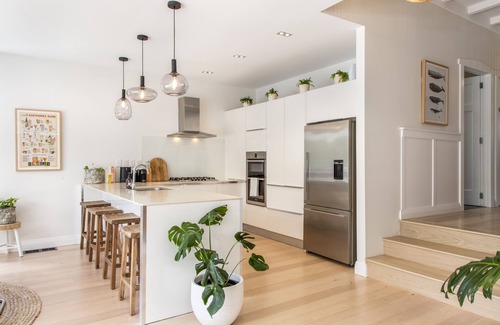 Westmere House | Executive State-Of-The-Art Home - Spa
