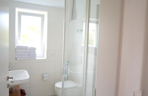 Lahr Hotel | Exklusive Neubauwohnung mit wundervoller Aussicht nähe Europapark und Rulantica