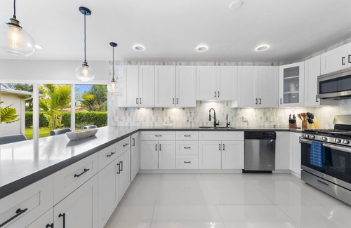 Keystone Point Villa | Experience Bayfront Bliss: Your Ultimate Miami Getaway Awaits!