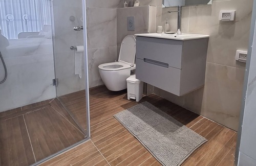 Netanya Apartment | Experience in the square