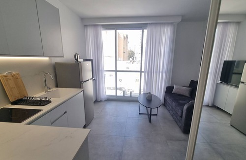 Netanya Apartment | Experience in the square