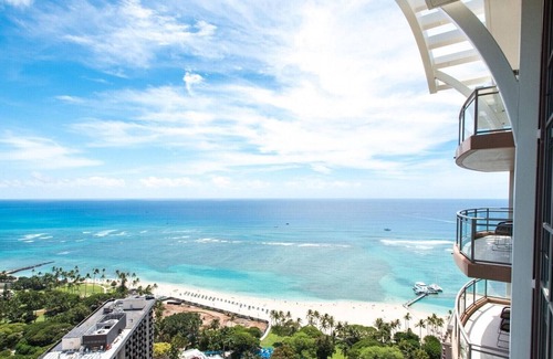 Waikiki Resort | Experience Island Paradise at The Grand Islander by Hilton - 2 Bd. Ocean View