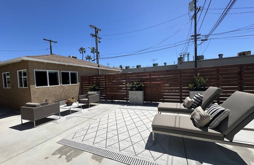 Sherman Oaks House | Experience Modern Comfort and Convenience in This Stylish Serene Home!