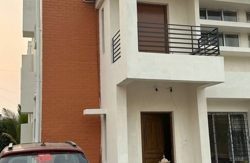 Kolkata House | Experience Tranquility at B28 Sandhyaraag