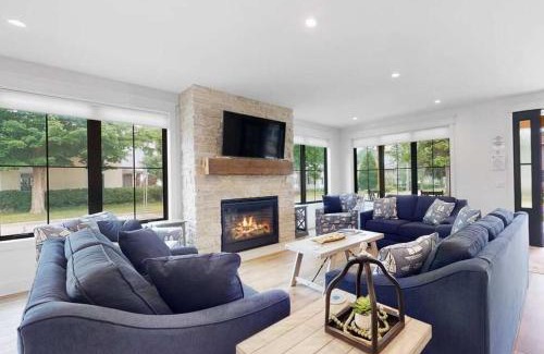 South Haven House | expERIEnce