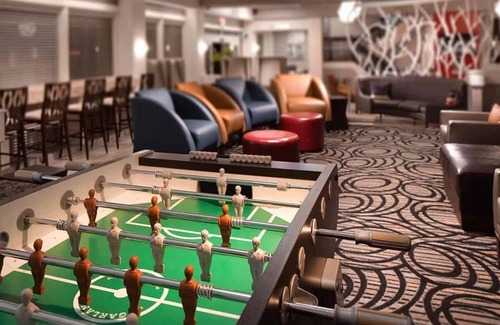 Greater South River City Hotel | Explore Austin’s Attractions Easily w/a Quiet Travis Heights Room Stay