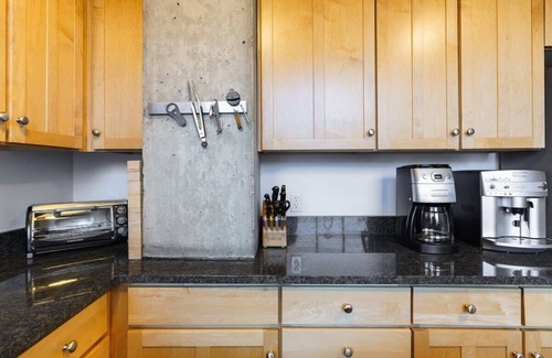 Civic Center Apartment | Explore Denver In Our Sprawling Downtown Loft