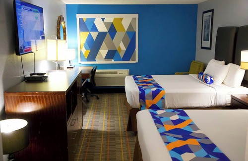 Parsons Hotel | Express Inn Parsons