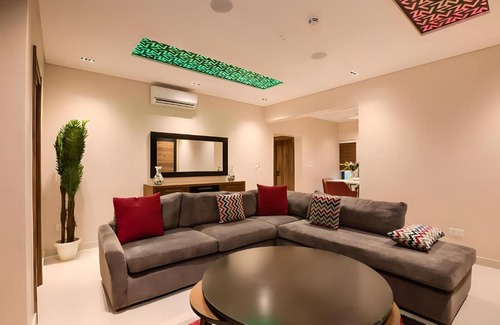 Lagos Mainland Apartment | Exquisitely-detailed Home in Yaba, Lagos