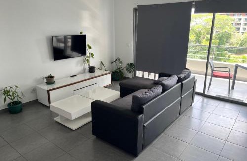 Faaa Apartment | F2 Pamatai Nest - En hauteur, 10 min du centre ville - AC Wifi Piscine
