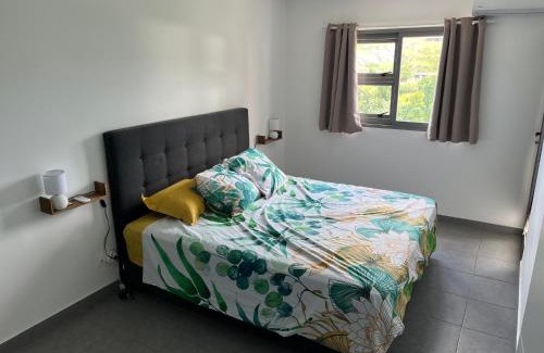 Faaa Apartment | F2 Pamatai Nest - En hauteur, 10 min du centre ville - AC Wifi Piscine