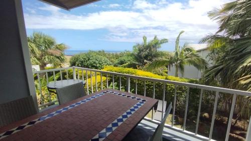 Saint-Pierre De La Reunion Apartment | F2 Résidence Oasis Terre Rouge à Saint Pierre