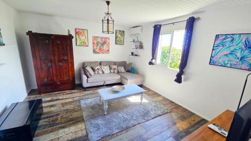 Saint-Pierre De La Reunion Apartment | F2 Résidence Oasis Terre Rouge à Saint Pierre