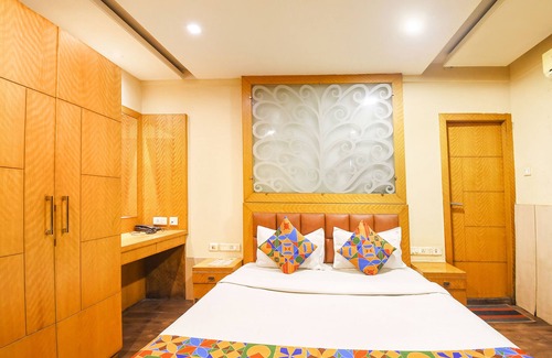 Tollygunge Hotel | Fabexpress Abis Residency