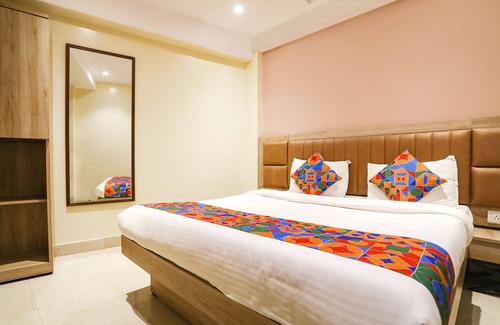 Prabhadevi Hotel | Fabexpress Divine Hospitality