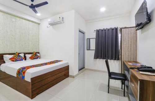 Hyderabad Hotel | FabExpress Dream Connect - Nr Narsingi
