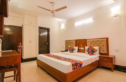 Gurugram Hotel | Fabexpress Jdm Residency